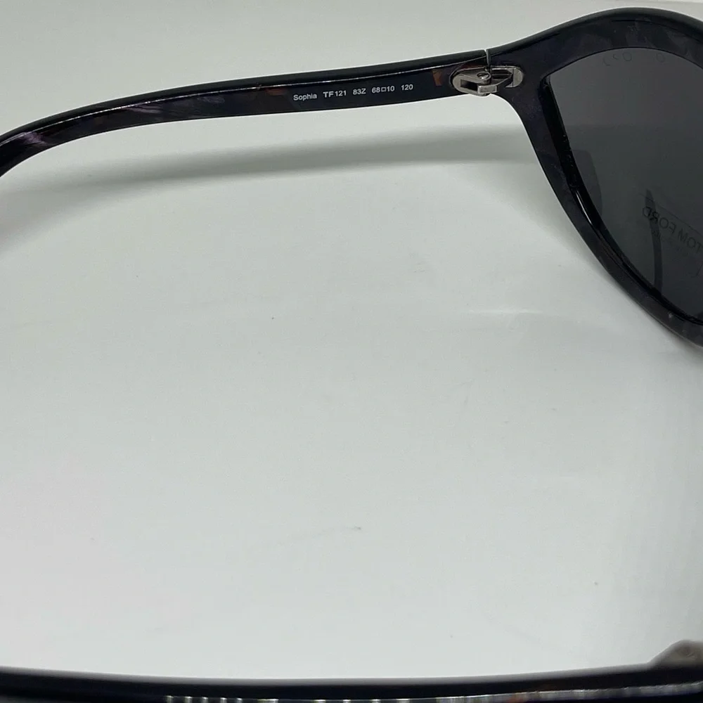 TOM FORD sunglasses - Picture 9 of 16